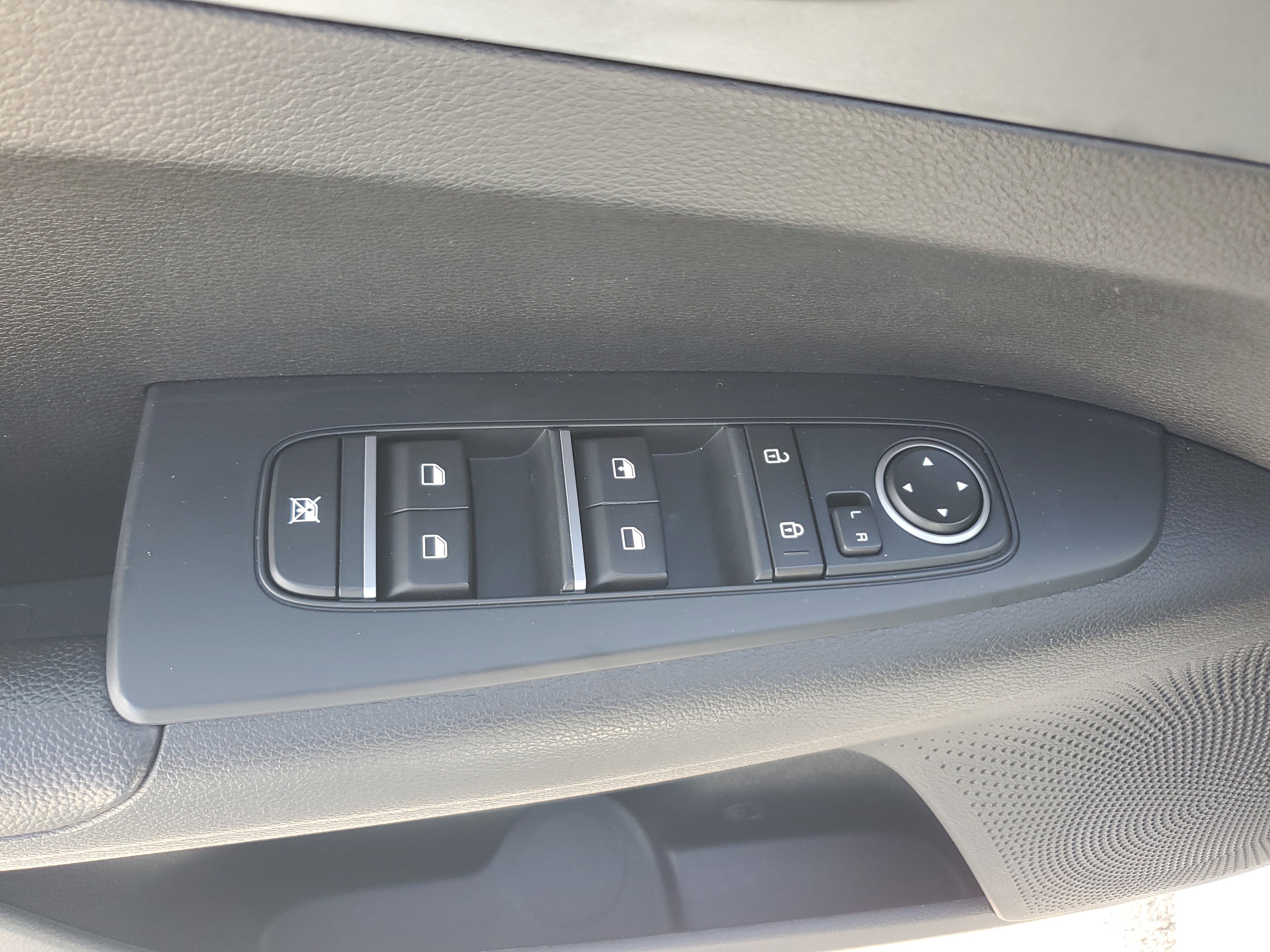 Used 2021 Kia Forte LXS image 26