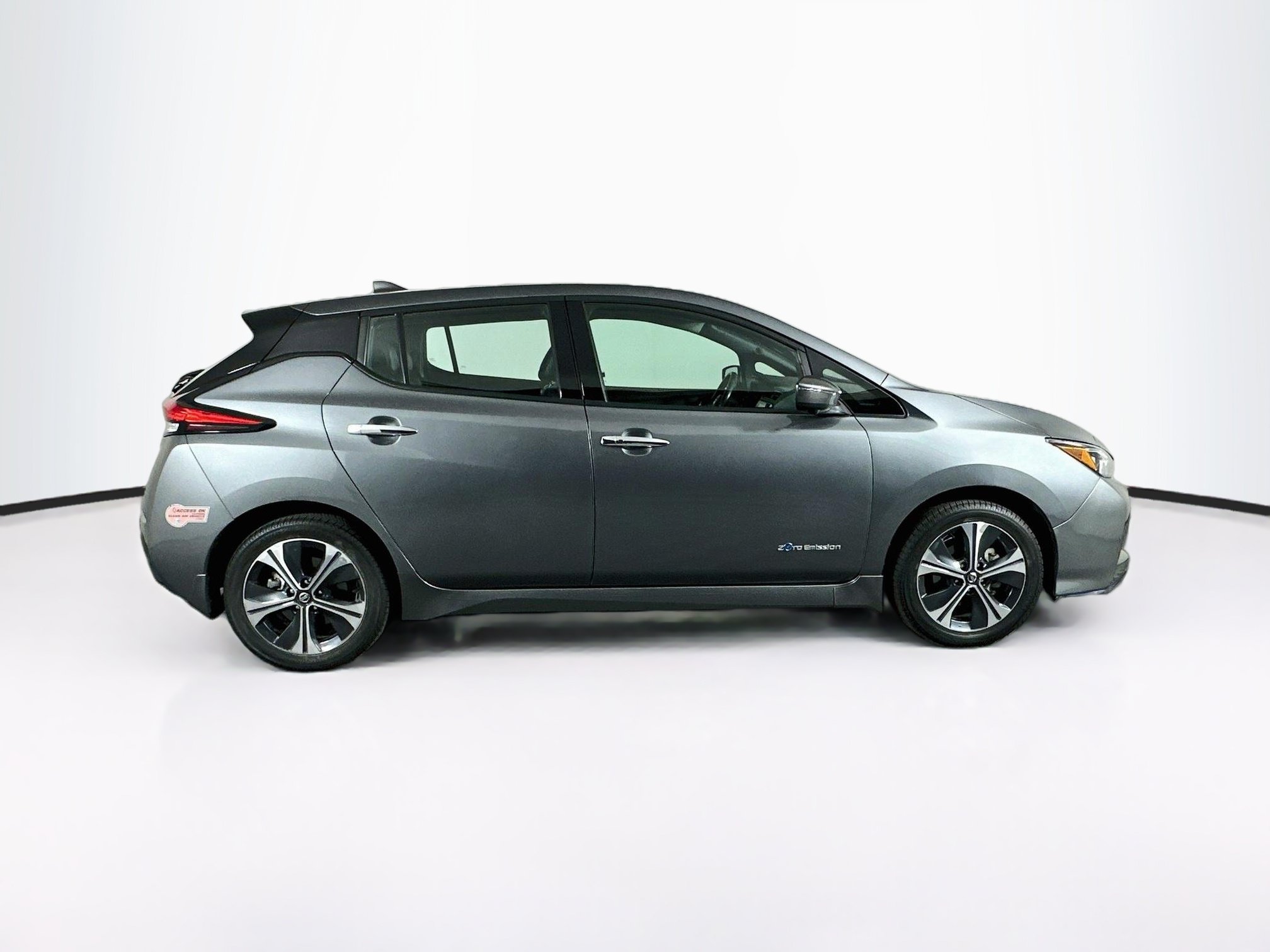 Used 2019 Nissan Leaf SL Plus w/ Protection Package FWD image 10