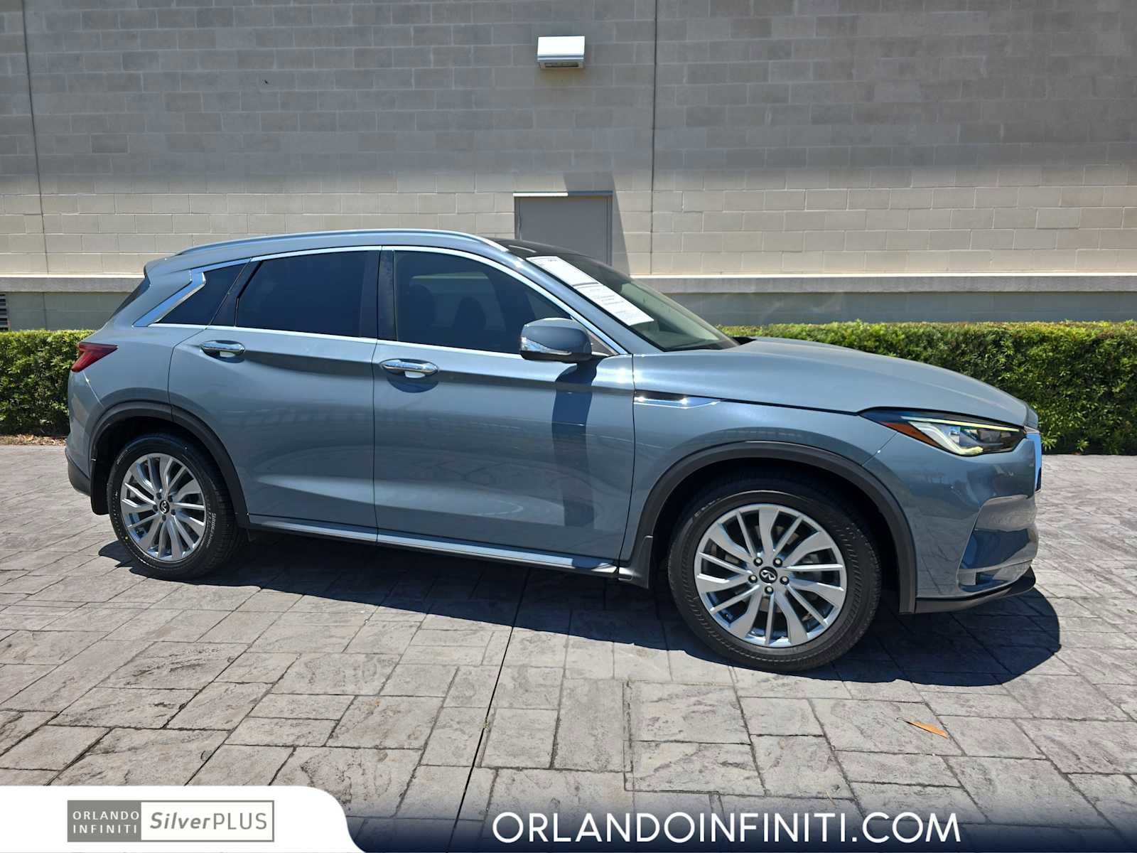 Used 2023 INFINITI QX50 Luxe FWD image 1