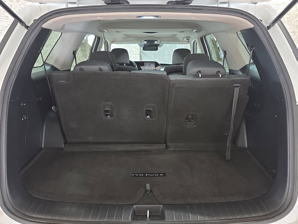 Used 2021 Hyundai Palisade SEL w/ Cargo Package image 14