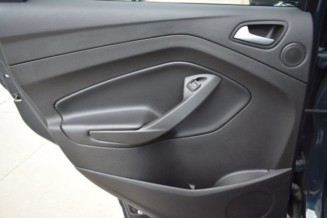 Used 2019 Ford Escape Titanium AWD/4WD image 38
