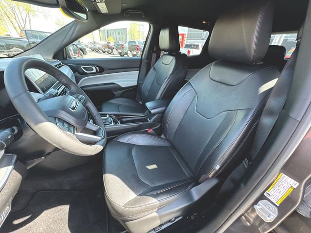 Used 2023 Jeep Compass Limited AWD/4WD image 18