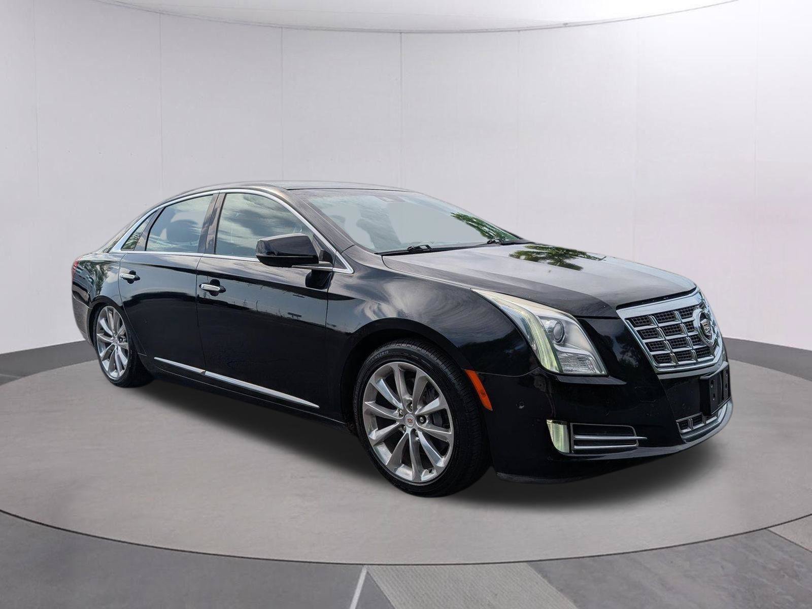 Used 2014 Cadillac XTS Luxury w/ Driver Awareness Package FWD image 7