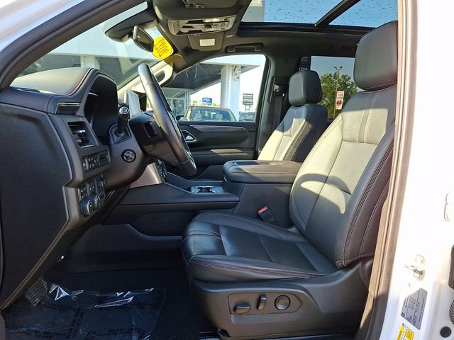 Certified 2022 Chevrolet Tahoe RST w/ Luxury Package AWD/4WD image 15