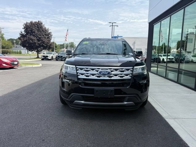 Certified 2018 Ford Explorer XLT w/ Equipment Group 202A AWD/4WD image 7