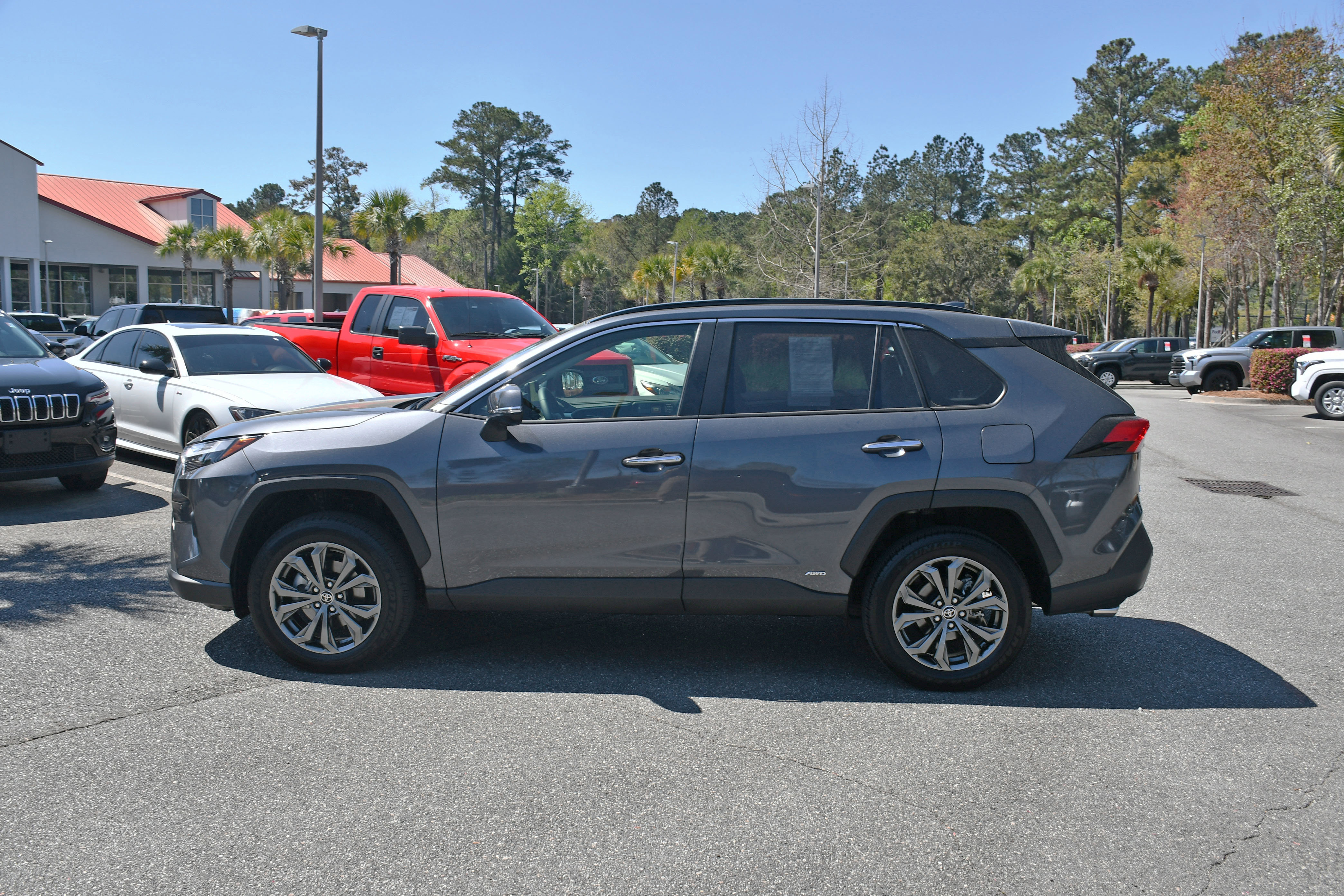 Used 2024 Toyota RAV4 Limited image 2