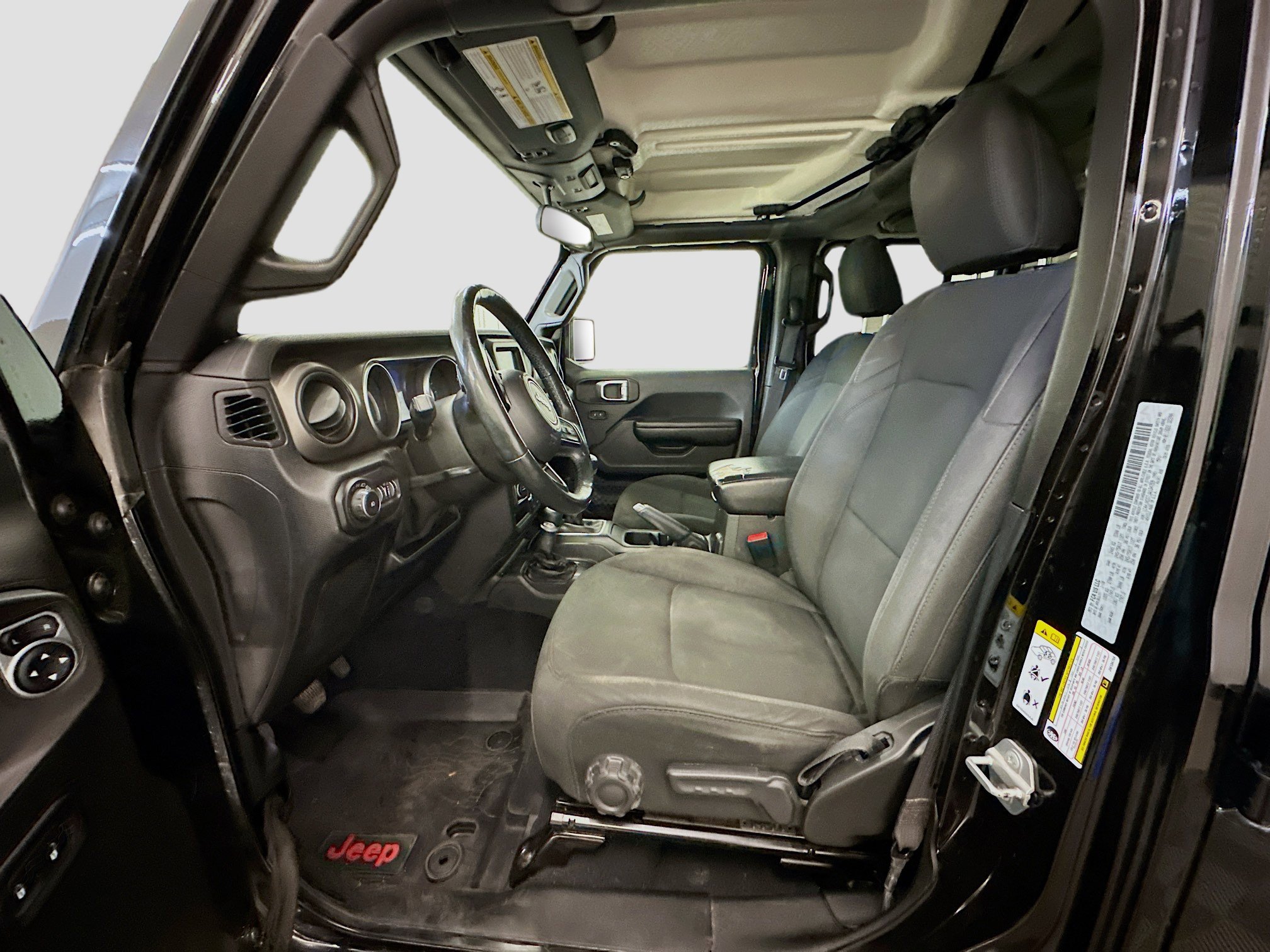 Used 2018 Jeep Wrangler Unlimited Sport S image 13