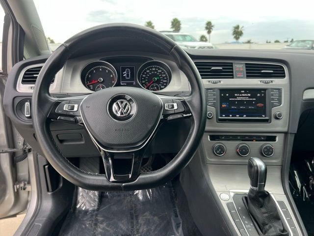 Used 2017 Volkswagen Golf Wolfsburg Edition image 11