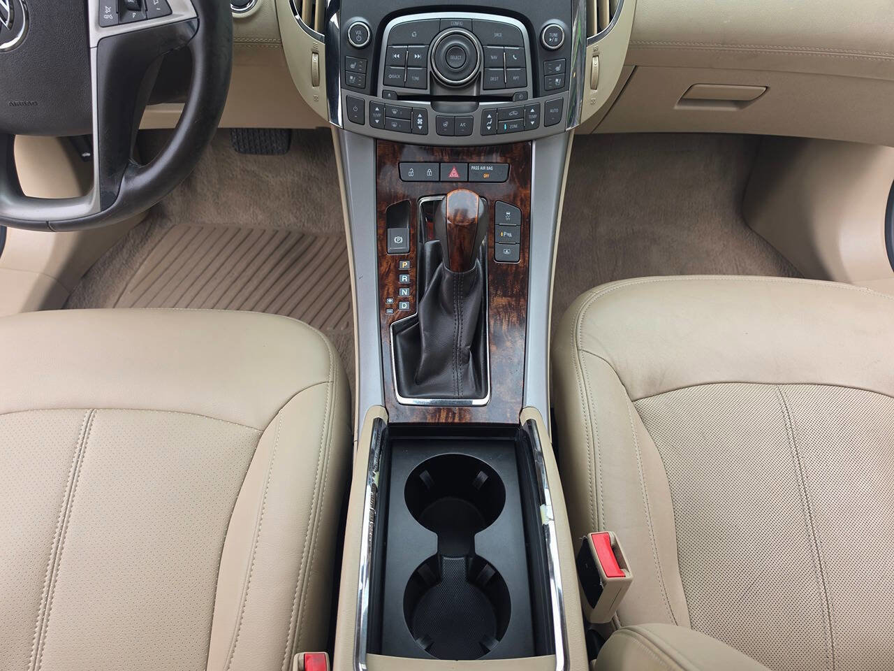 Used 2013 Buick LaCrosse Touring FWD image 38
