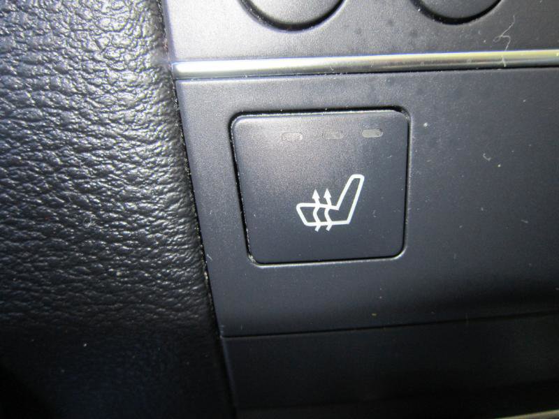 Used 2012 Mercedes-Benz GLK 350 4MATIC image 35