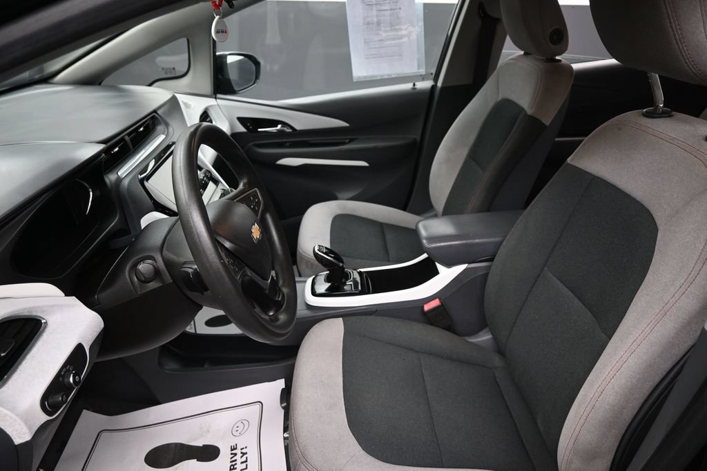 Used 2018 Chevrolet Bolt LT FWD image 24