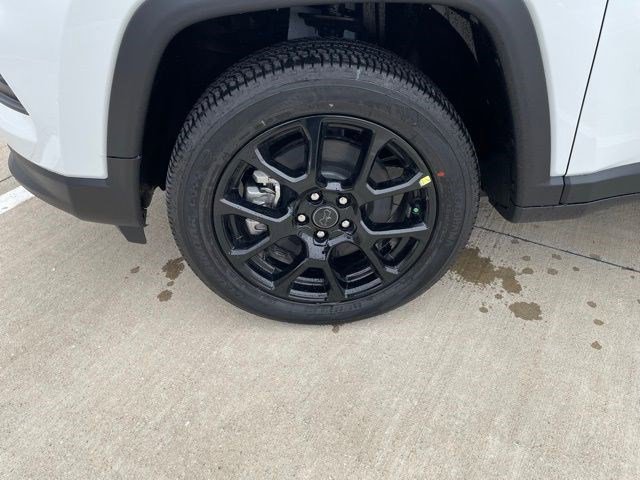 New 2026 Jeep Compass Latitude AWD/4WD image 10