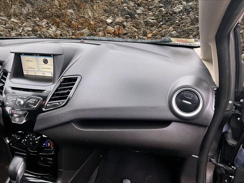 Used 2019 Ford Fiesta SE w/ Equipment Group 201A image 11