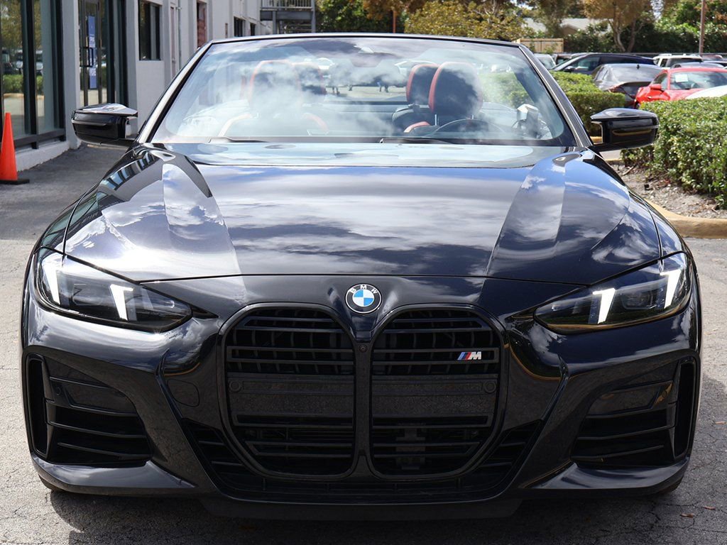 Used 2025 BMW M440i Convertible w/ Premium Package image 14