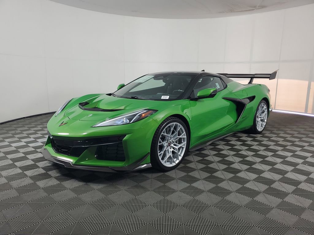 New 2026 Chevrolet Corvette ZR1 w/ ZR1 Carbon Fiber Aero Package image 8