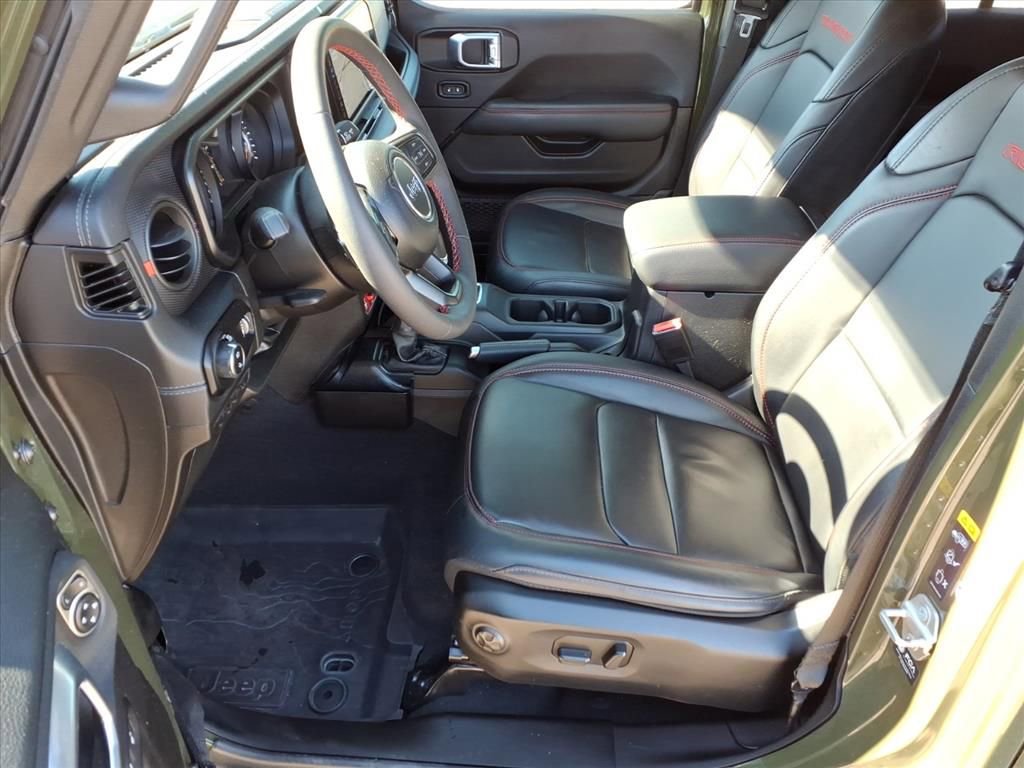 Used 2024 Jeep Gladiator Rubicon image 13