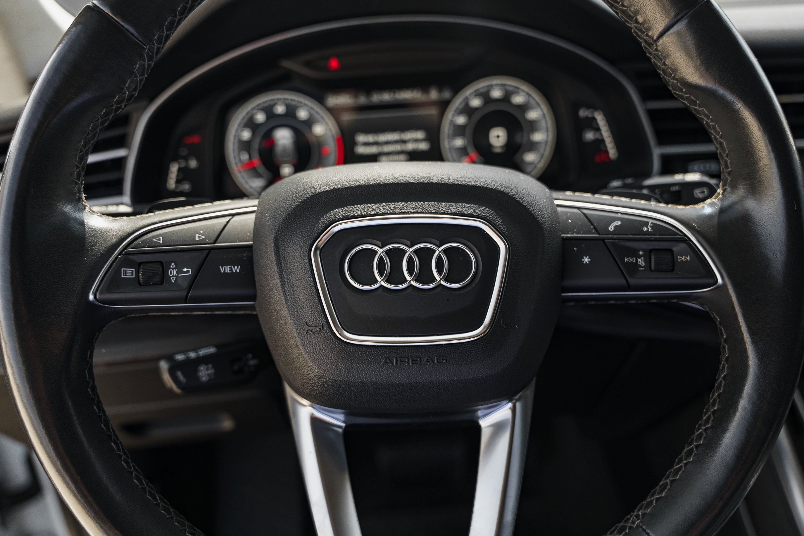 Certified 2022 Audi Q8 Premium Plus image 17