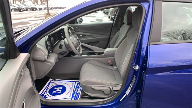 Used 2022 Hyundai Elantra SEL w/ Convenience Package image 10