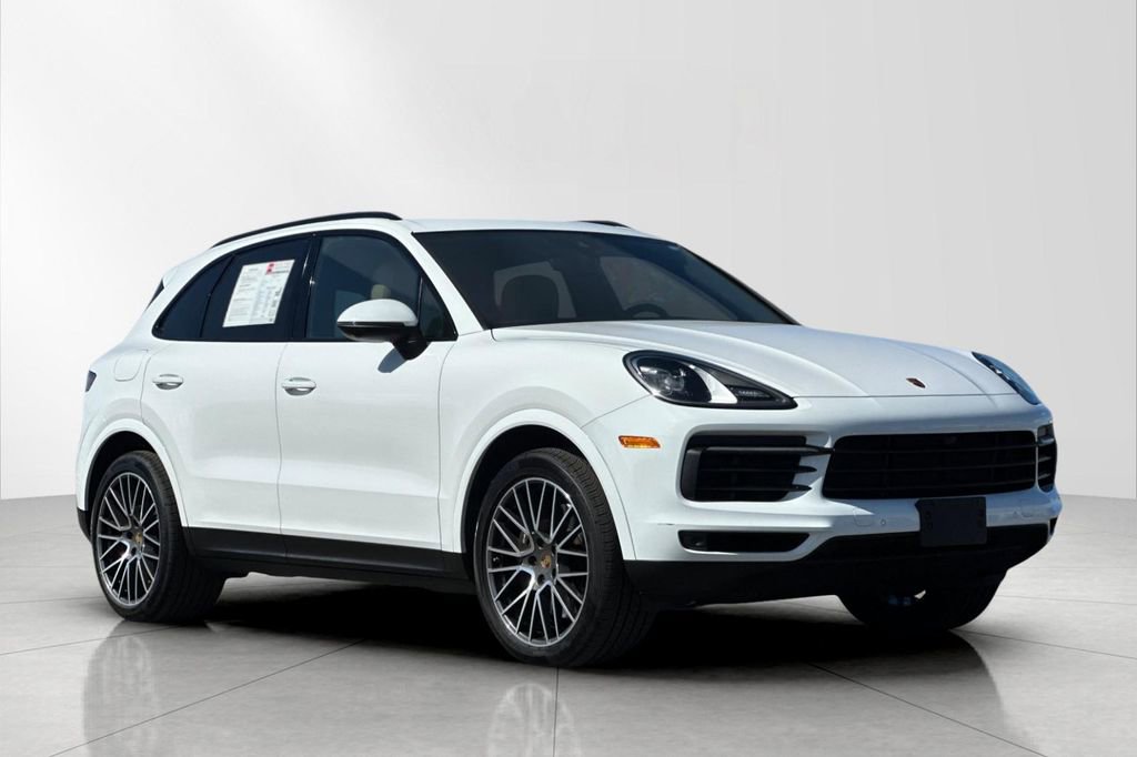 Used 2022 Porsche Cayenne image 8