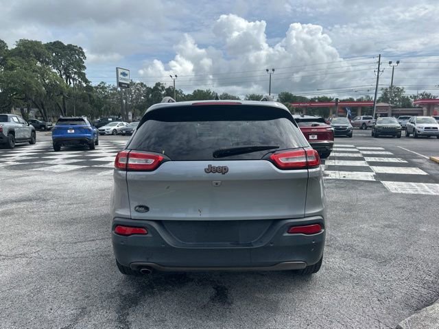 Used 2016 Jeep Cherokee 75th Anniversary FWD image 4