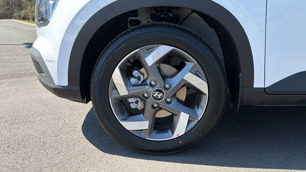 New 2026 Hyundai Venue SEL image 12