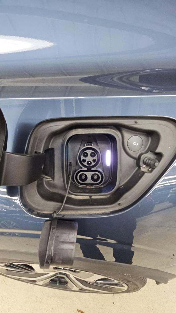 Used 2023 Polestar Polestar 2 w/ Pilot Pack image 22