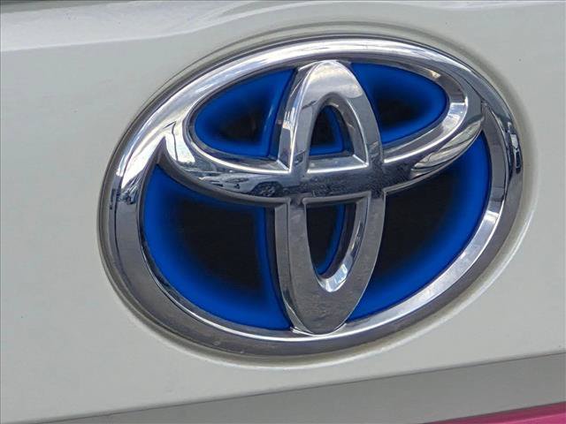 Used 2022 Toyota RAV4 XLE Premium AWD/4WD image 22