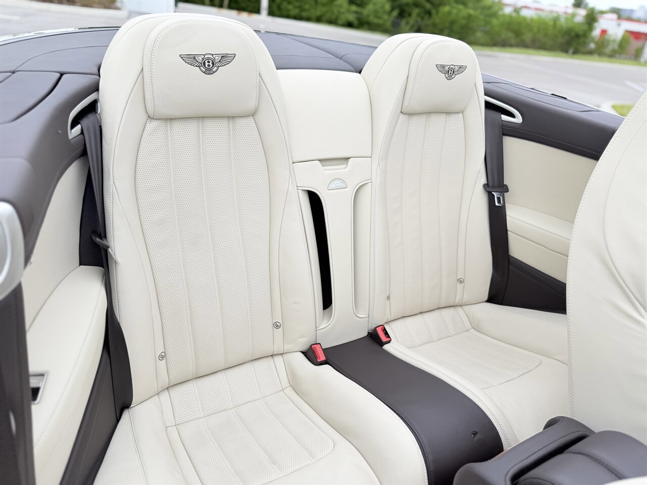 Used 2012 Bentley Continental GT w/ Elegant Specification Pkg AWD/4WD image 16