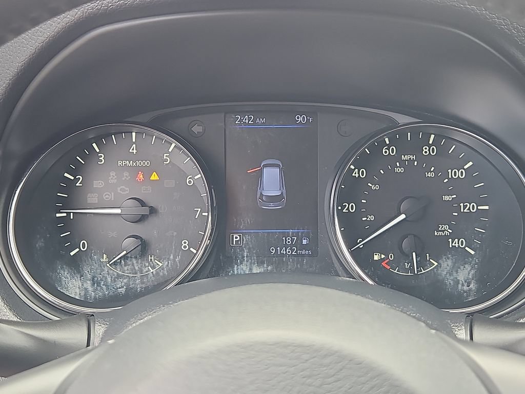 Used 2018 Nissan Rogue SV AWD/4WD image 26