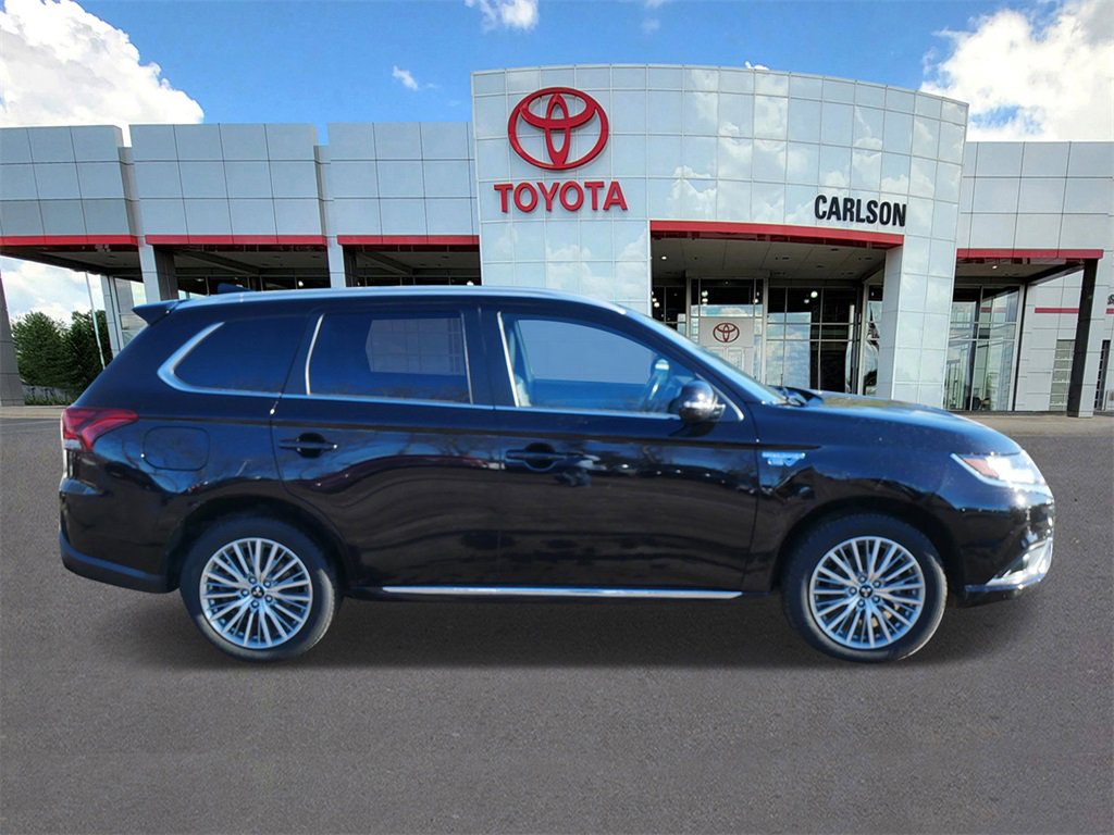 Used 2020 Mitsubishi Outlander SEL image 4