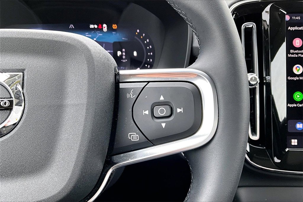 Used 2026 Volvo XC40 B5 Plus w/ Protection Package Premier image 11