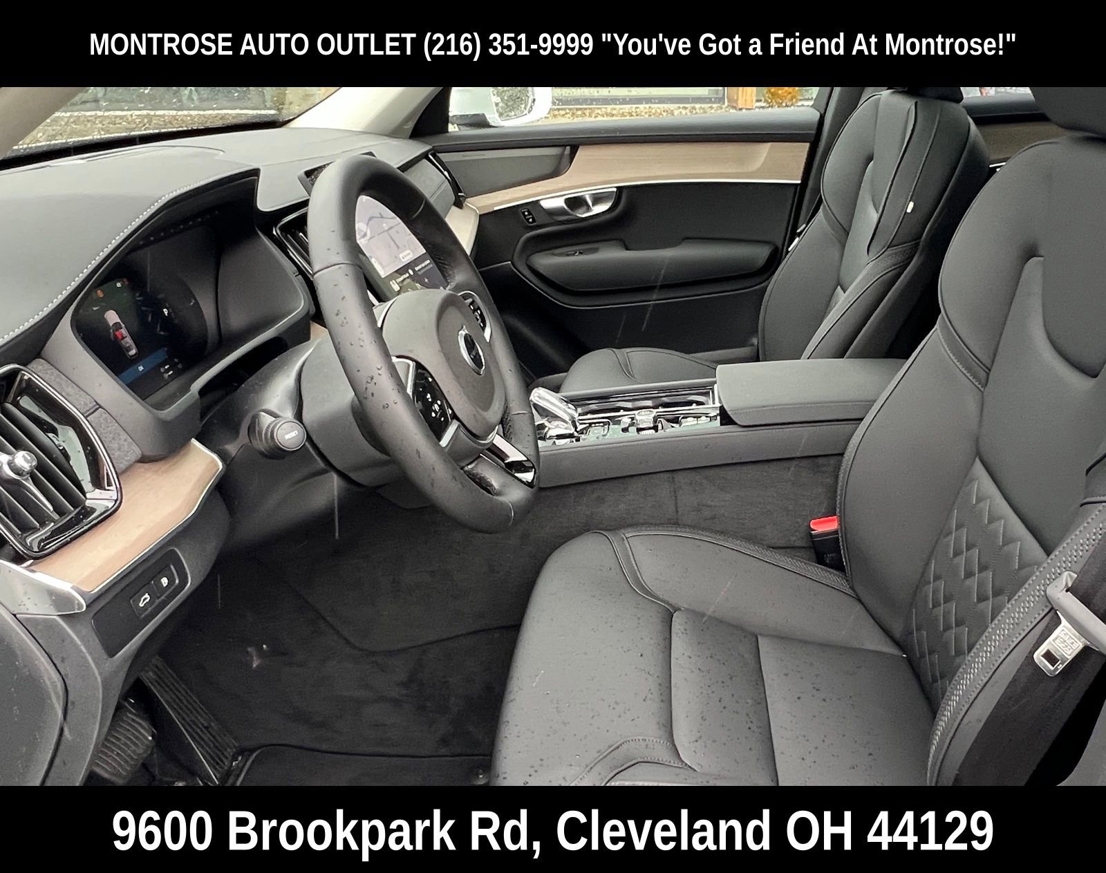 New 2026 Volvo XC90 T8 Plus w/ Protection Package Premier image 12