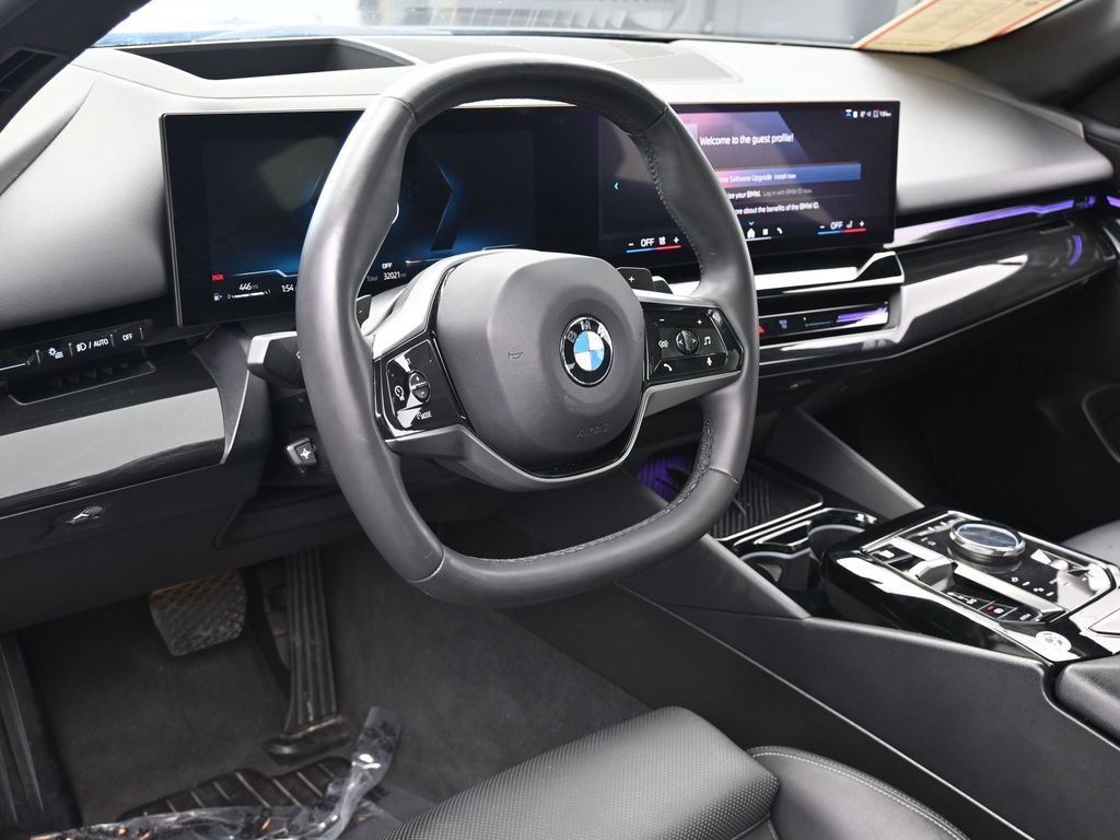 Used 2024 BMW 530i xDrive image 16