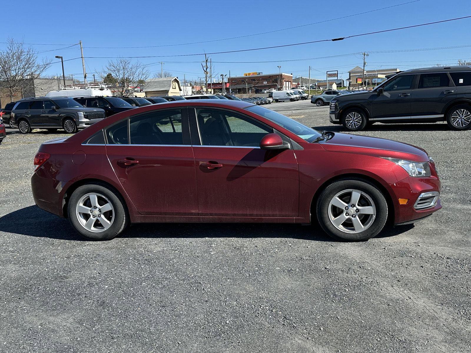 Used 2015 Chevrolet Cruze LT w/ Sun And Sound Package image 9
