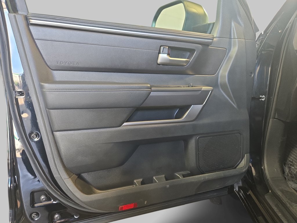 Used 2025 Toyota Tundra SR5 AWD/4WD image 29