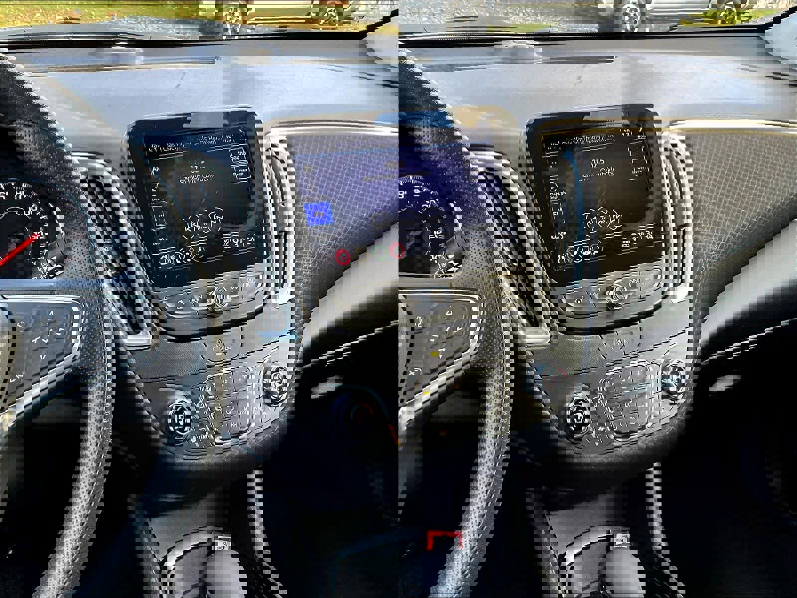 Used 2023 Chevrolet Malibu LT image 18