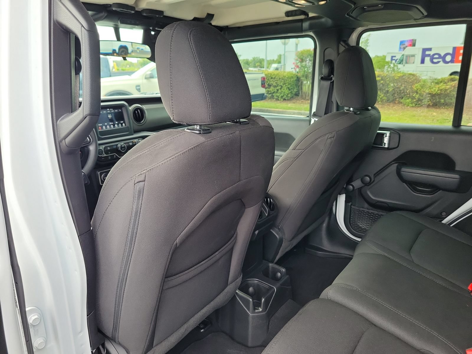 Used 2023 Jeep Wrangler Unlimited Sport AWD/4WD image 10