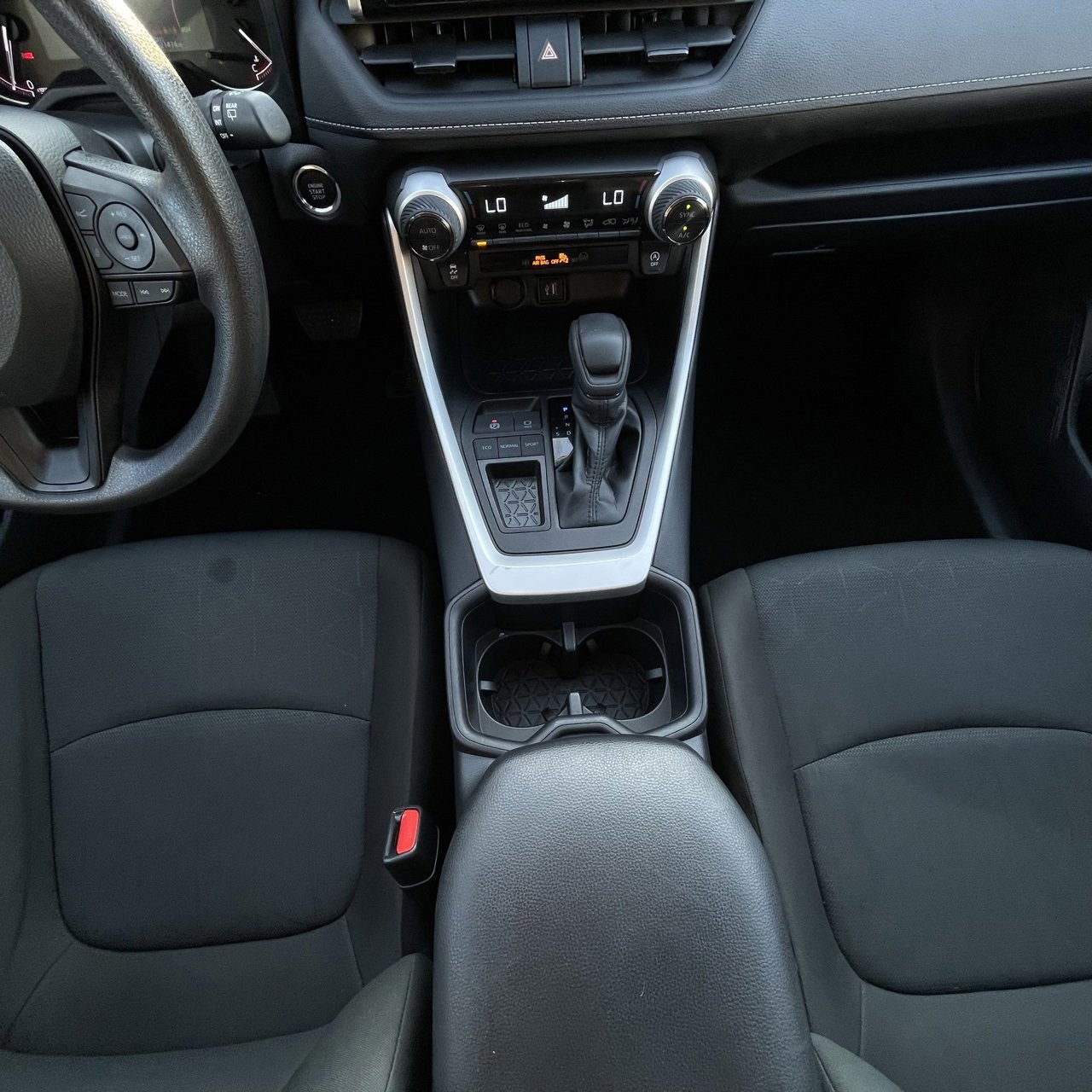 Used 2023 Toyota RAV4 XLE image 19