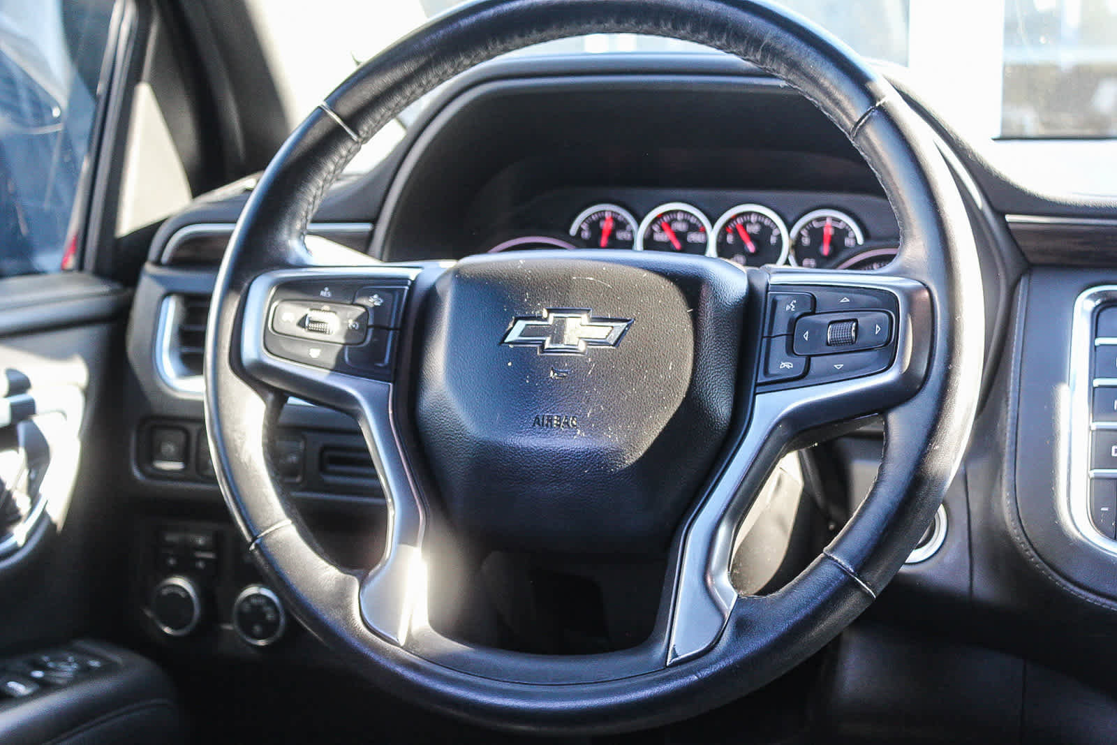 Used 2021 Chevrolet Tahoe Z71 image 15