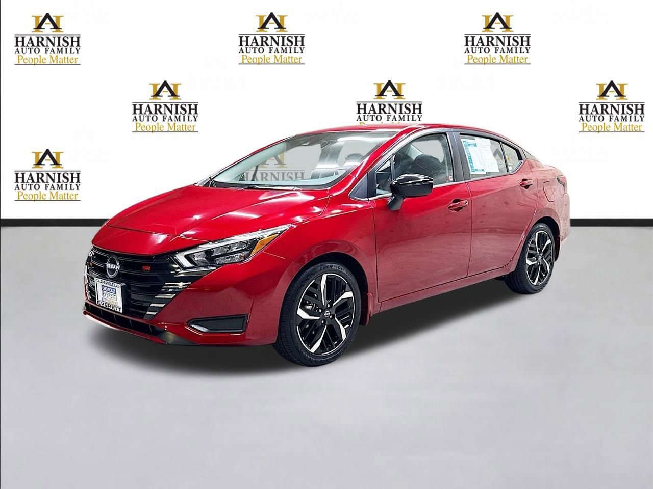Used 2025 Nissan Versa SR w/ Trunk Package FWD image 1
