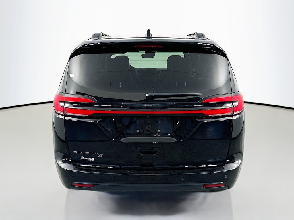 Used 2024 Chrysler Pacifica Touring-L w/ S Appearance Package FWD image 6