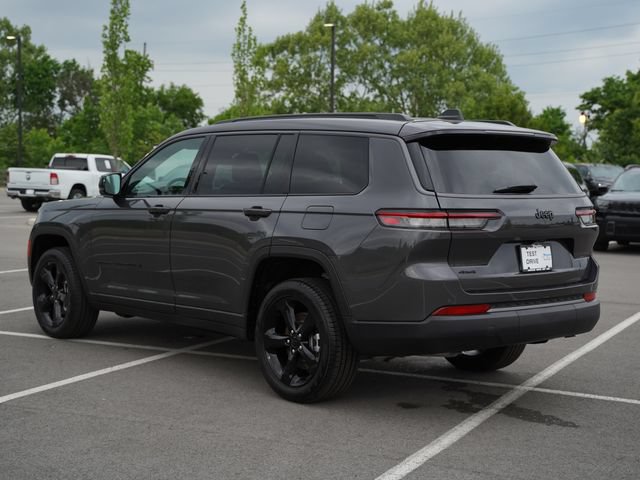 New 2026 Jeep Grand Cherokee L Limited w/ Limited Altitude Package AWD/4WD image 5