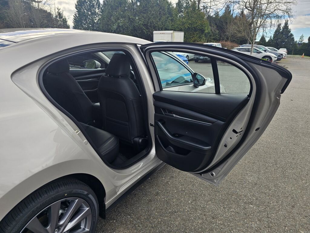 New 2026 MAZDA MAZDA3 2.5 S Sedan w/ Preferred Pkg FWD image 27