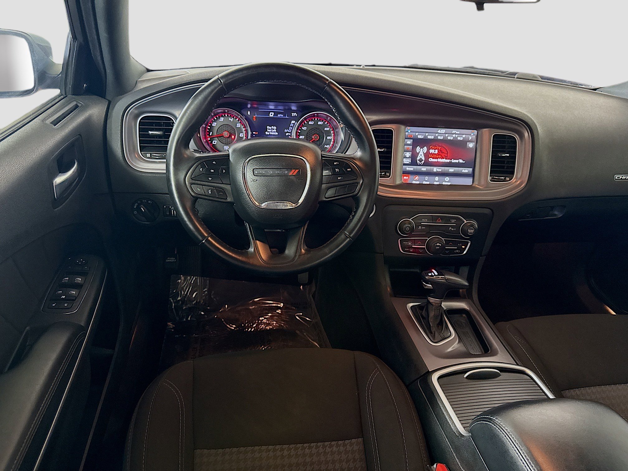 Used 2023 Dodge Charger SXT image 17