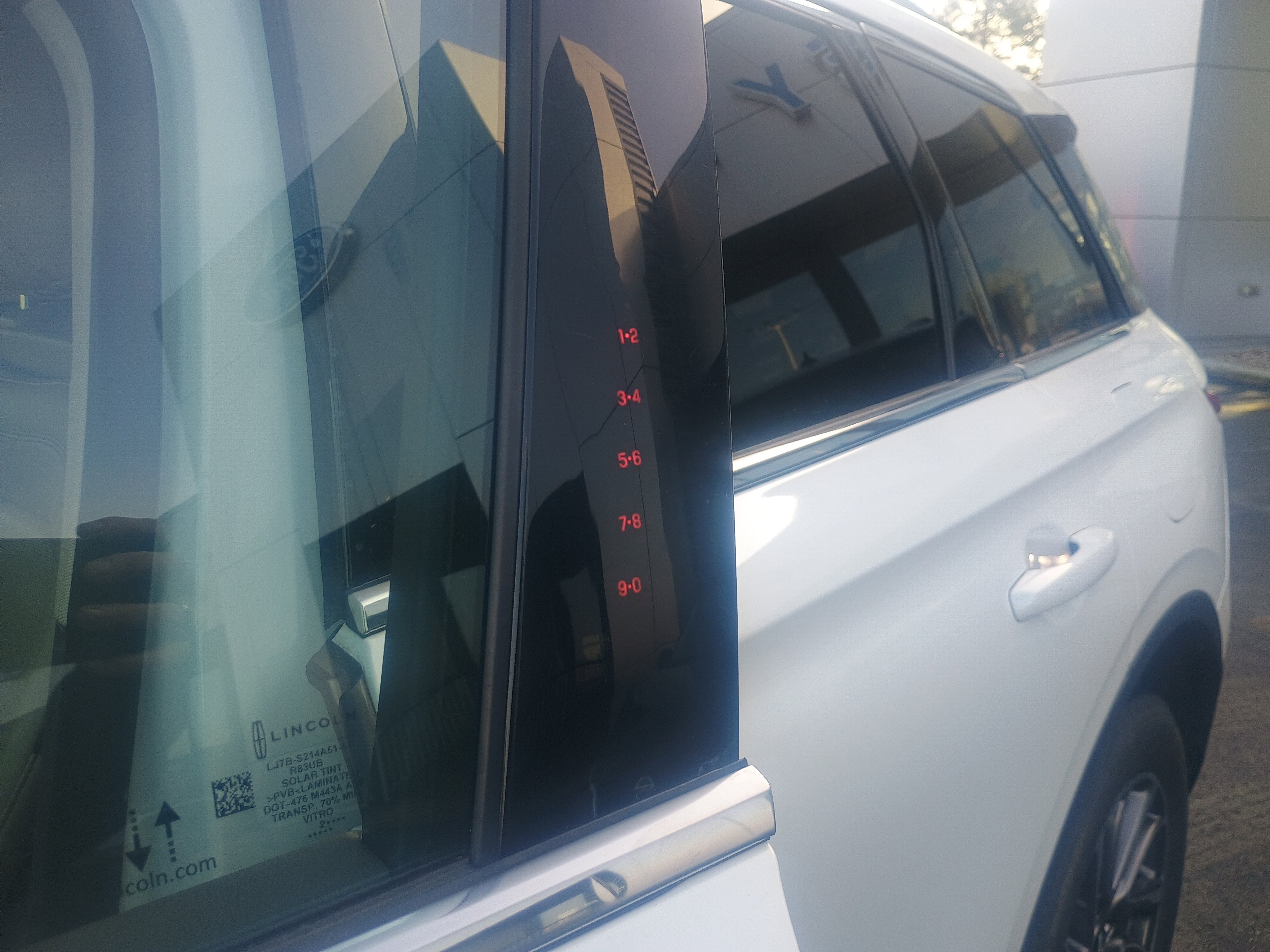 Used 2022 Lincoln Corsair AWD w/ Equipment Group 101A image 6