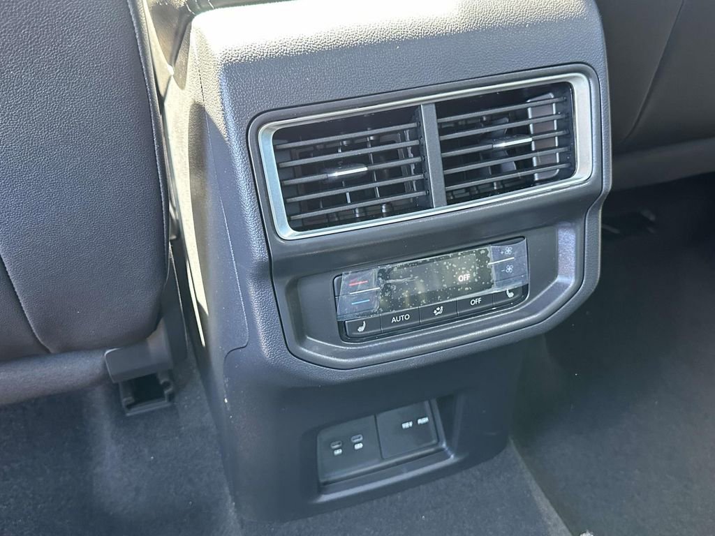 New 2026 Volkswagen Atlas SEL Premium R-Line image 11