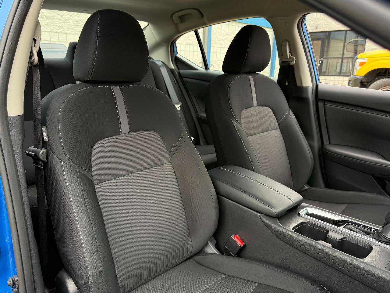 Used 2025 Nissan Sentra SV image 17