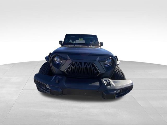 Used 2024 Jeep Wrangler Unlimited Sahara AWD/4WD image 18