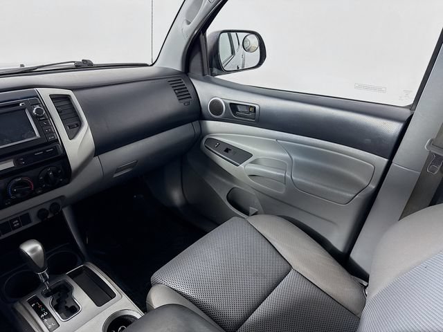 Used 2013 Toyota Tacoma PreRunner w/ TRD Sport Pkg RWD image 21