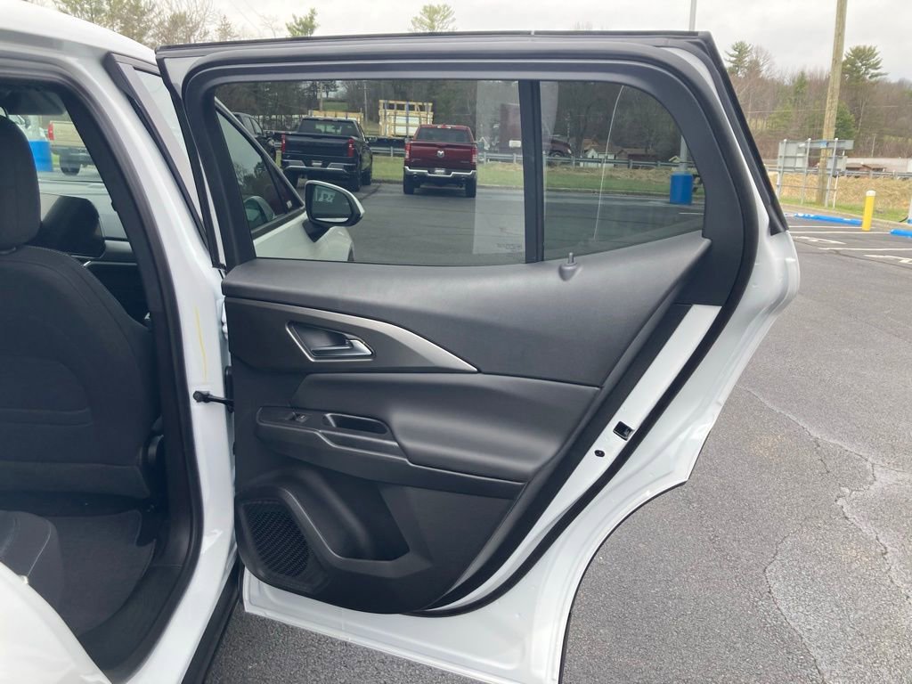 New 2026 Chevrolet Equinox EV LT w/ Comfort Package image 35